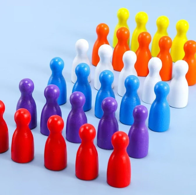 100 Pcs Colorful Wooden Chess  – Board Game Vector Bewertung und Preis